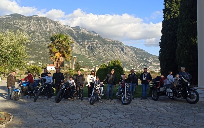 Πασχαλινά δώρα στα παιδιά της ''Κιβωτού του Κόσμου' πρόσφεραν οι Easy Riders Καλαμάτας 6