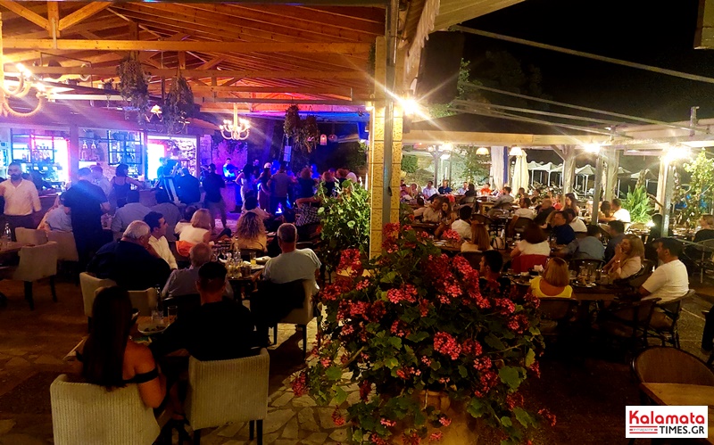 Το Λιθάρι beach - bar μεταμορφώνεται κάθε καλοκαίρι και γίνεται από τις πιο must επιλογές μας 20