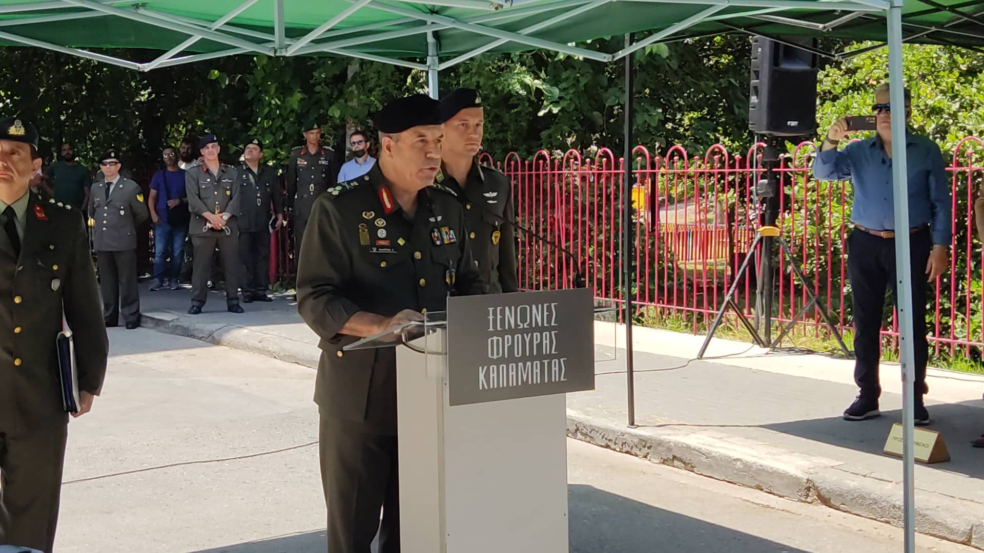 Εγκαινιάστηκαν 18 νέοι Ξενώνες Φρουράς Καλαμάτας, παρουσία του Αρχηγού ΓΕΣ 6