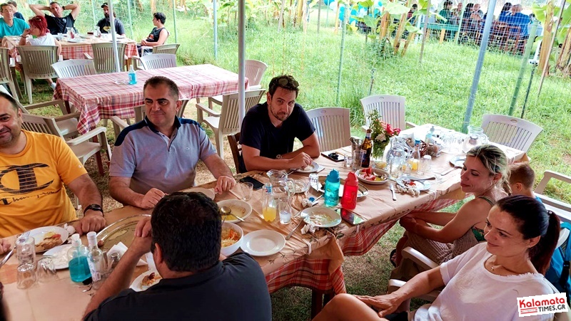 Στιγμές χαλάρωσης για τον Δήμαρχο Καλαμάτας με την οικογένεια του σε γνωστό εστιατόριο της πόλης 2