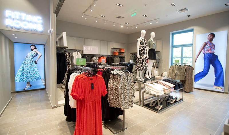 Η Καλαμάτα υποδέχεται το 27ο κατάστημα Marks & Spencer στην Ελλάδα 11