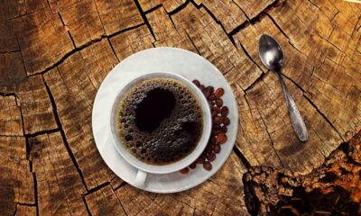 Αν πίνετε σκέτο καφέ πρέπει να σταματήσετε αμέσως – Δείτε τον λόγο 14