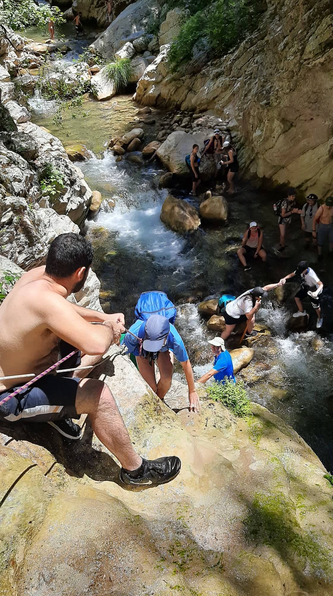 Πρόσκοποι στη Μαγευτική Νέδα 9