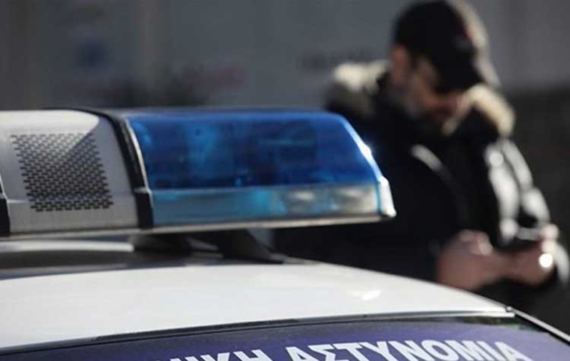  38χρονη από τη Λάρισα φιλοξένησε στο σπίτι άνδρα που γνώρισε στο διαδίκτυο και εκείνος της έκλεψε τα κοσμήματα 10