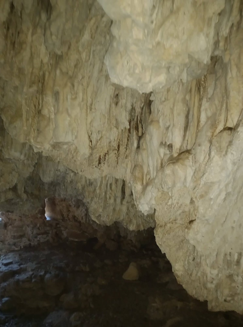 Ανακαλύφθηκε εντυπωσιακό σπήλαιο με σταλακτίτες στη Νότια Μεσσηνία 15