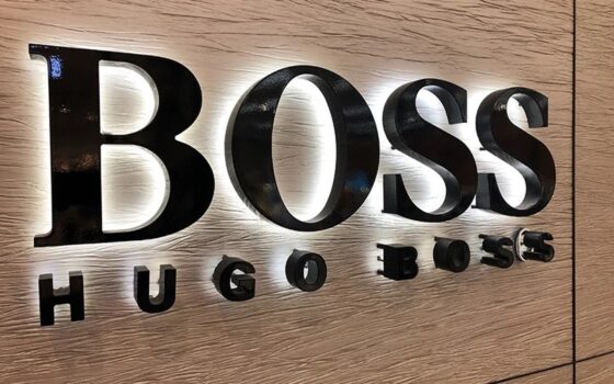 Hugo Boss : Δημιουργός γκαρνταρόμπας εικονικής πραγματικότητας