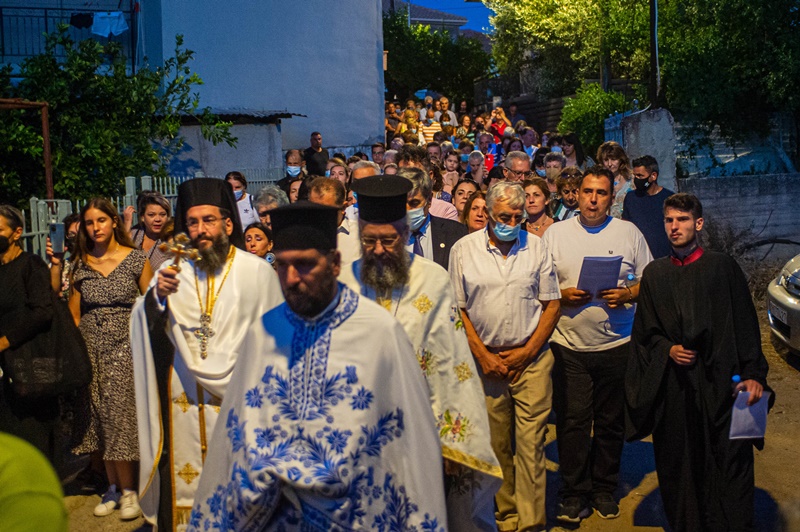 Ο Επιτάφιος της Παναγίας στα Λέϊκα Καλαμάτας 10