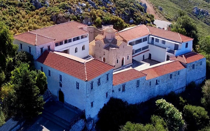 Ιερά Μητρόπολη Μεσσηνίας: Κουρά και Ρασοφορία Μοναχών στην Ιερά Μονή Δημιόβης 1