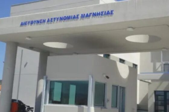 Σοκ 23χρονη ΑμεΑ κυκλοφορούσε μόνη της σε μια άγνωστη πόλη γιατί την έδιωξε η μητέρα της από το σπίτι