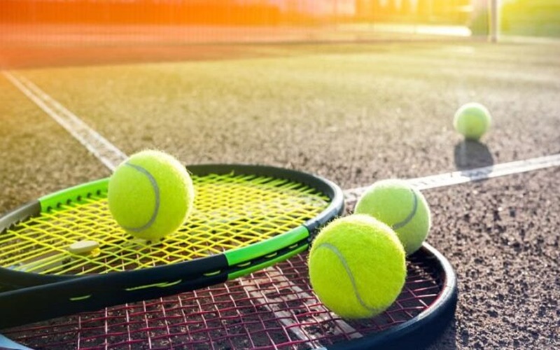 Σοκαριστικό βίντεο- προπονητής τένις ξυλοκόπησε άγρια τη 14χρονη κόρη του 33