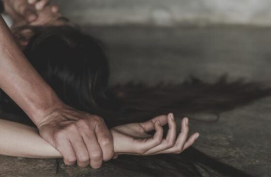 Πετράλωνα: 17 άτομα έχουν ταυτοποιηθεί – Σοκάρουν οι αποκαλύψεις για τα «πάρτι βιασμού»