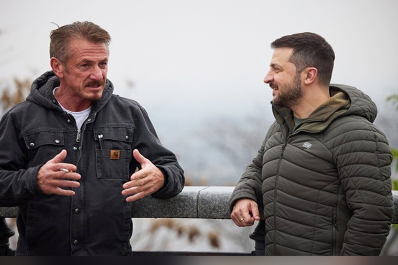 Sean Penn: Παρέδωσε το Όσκαρ του στον Volodymyr Zelensky – “Όταν νικήσετε θα μου το φέρεις στο Μαλιμπού” 1