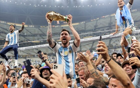 Μουντιάλ 2022: Έτσι γιόρτασε ο Μέσι και όλη η Αργεντινή την κατάκτηση του Παγκοσμίου Κυπέλλου
