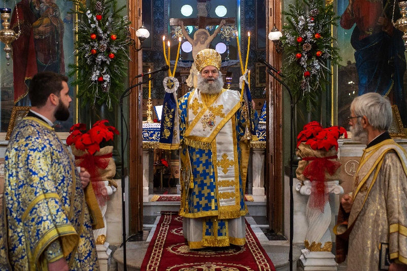 Ο Μητροπολίτης Μάνης Χρυσόστομος στον Ιστορικό Ιερό Ναό Αγίου Νικολάου Φλαρίου Καλαμάτας 12