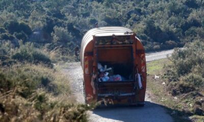 Ξυλόκαστρο: Αυτοκίνητο έπεσε σε απορριμματοφόρο ‑ Νεκρή μια υπάλληλος καθαριότητας 25