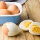 Πόσο αντέχουν στο ψυγείο τα βραστά αυγά; 30