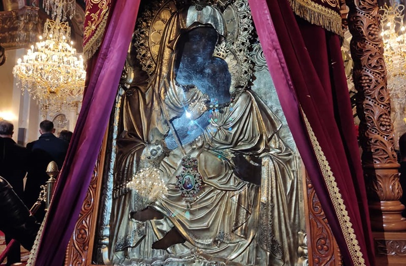 Ενθρόνιση της Ιεράς Εικόνας της Πολιούχου μας Παναγίας της "Υπαπαντής" στο μόνιμο Προσκυνητάρι Της 1