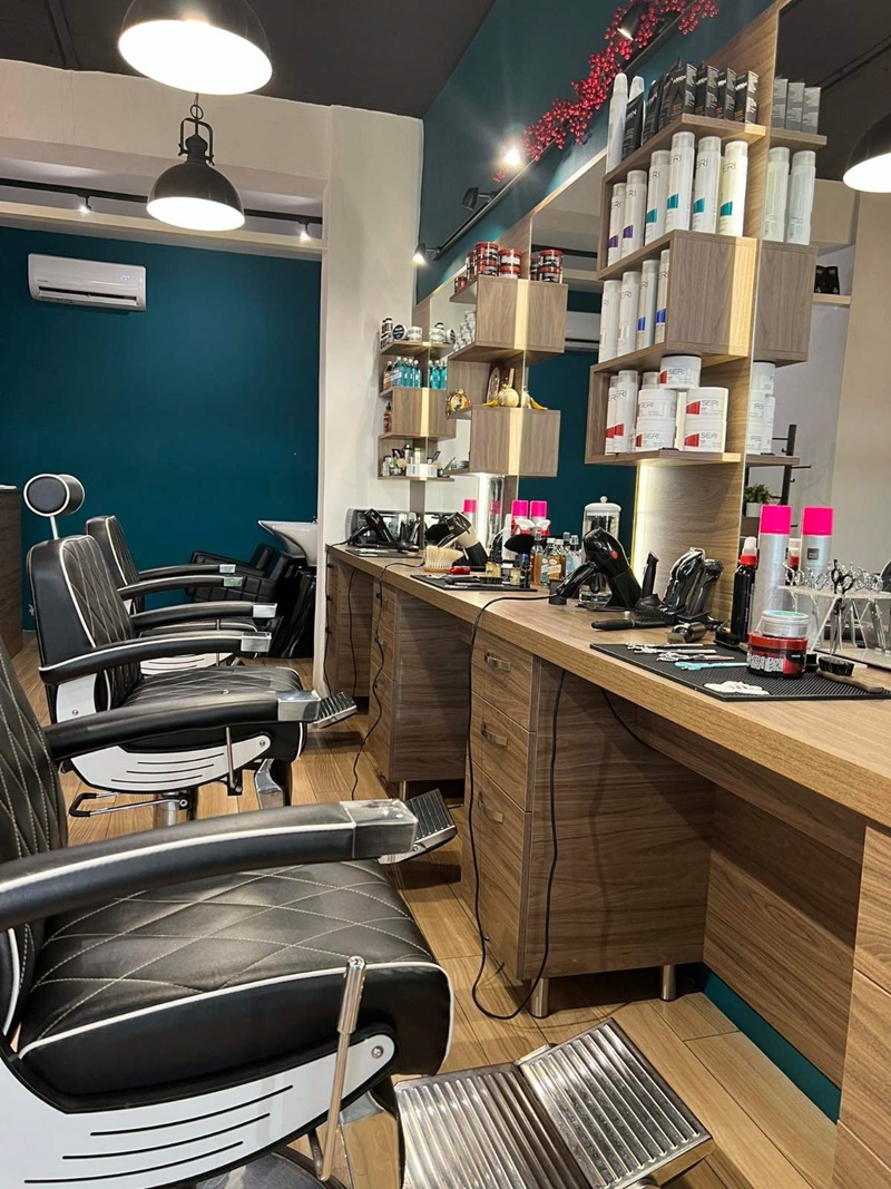 Το Κουρείο της Αγοράς: Πείτε τέλος στα άτονα και αδιάφορα κουρέματα 6