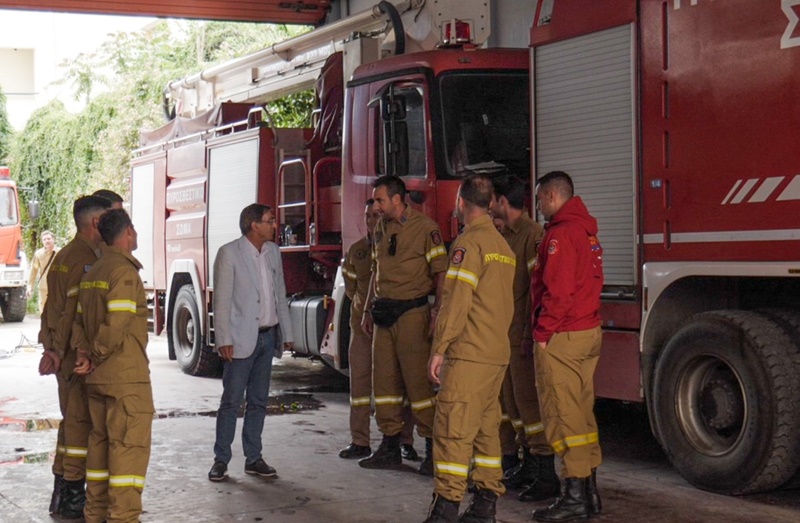 Επίσκεψη του υπ. βουλευτή της ΕΛΛΗΝΙΚΗΣ ΛΥΣΗΣ Στάθη Παπαδόπουλου στην Πυροσβεστική Υπηρεσία Καλαμάτας 7