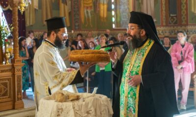 Πλήθος μαθητών στην παράκληση υπέρ ενισχύσεως των διαγωνιζομένων στην Καλαμάτα 72