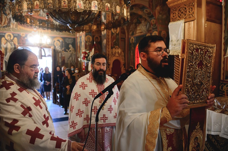 Πλήθος κόσμου στην εορτή της Αγίας Ειρήνης στην Καλαμάτα. 10