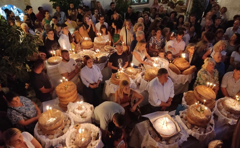 Καλαμάτα: Με λαμπρότητα οι ιερές πανηγύρεις για τον εορτασμό της Κοιμήσεως της Θεοτόκου 7