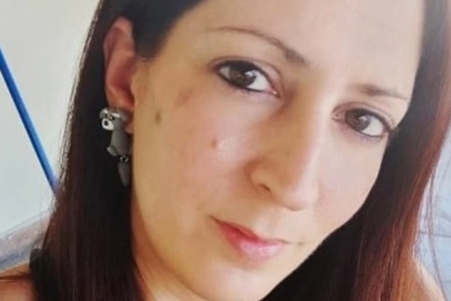 Πέθανε η 41χρονη Όλγα που ξυλοκοπήθηκε βάναυσα από τον σύντροφό της στην Αργυρούπολη 3