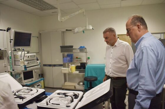 Ιατρομηχανολογικός εξοπλισμός παραδόθηκε από τον περιφερειάρχη Πελοποννήσου Π. Νίκα στο Νοσοκομείο Καλαμάτας