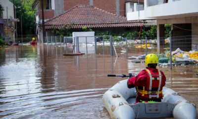 Πλημμύρες: 14 τα θύματα από τις πλημμύρες ‑ Βρέθηκαν νεκροί η μητέρα και ο γιος που αγνοούνταν 3