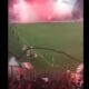 Βίντεο ντοκουμέντο: Η στιγμή που η κροτίδα σκάει στο γήπεδο και ο Χουάνκαρ πέφτει στο έδαφος 7