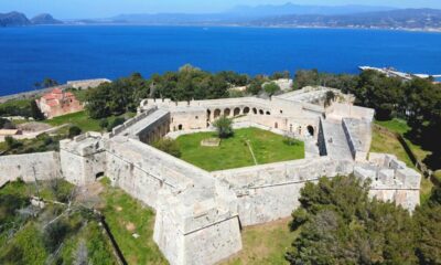 Νιόκαστρο: Το εντυπωσιακό φρούριο της Πύλου από ψηλά (βίντεο) 1