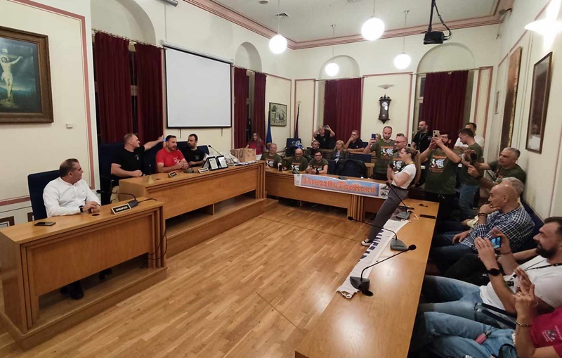 Εκδήλωση για την αδελφοποίηση Ιταλών και Καλαματιανών μοτοσικλετιστών 10