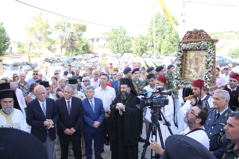 Η Φοινικούντα γιόρτασε με λαμπρότητα την πολιούχο της Παναγία Τριχερούσα 22