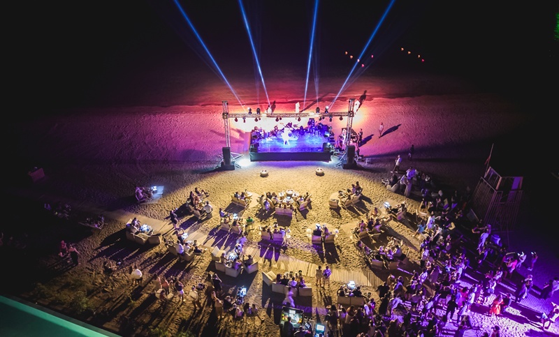 W Costa Navarino x Cozmo Athens παρουσιάζουν τα Electro Vibes 7