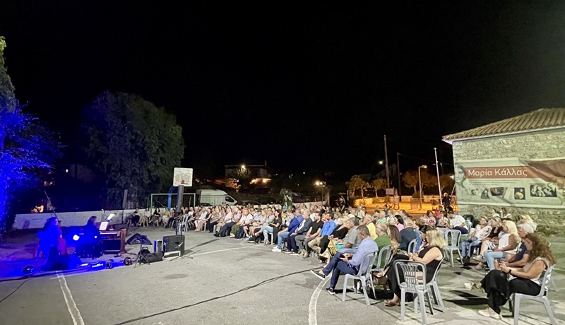 Με μεγάλη επιτυχία πραγματοποιήθηκε η μουσική βραδιά αφιερωμένη Μαρία Κάλλας στο Νεοχώριο Ιθώμης. 14 Με μεγάλη επιτυχία πραγματοποιήθηκε η μουσική βραδιά αφιερωμένη Μαρία Κάλλας στο Νεοχώριο Ιθώμης. 7