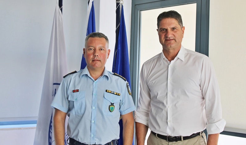 Ο νέος Διοικητής του ΑΤ Μεσσήνης Κώστας Νικολετζέας επισκέφθηκε τον Δήμαρχο Μεσσήνης 1