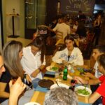 «Η Ποικιλία» άναψε φωτιές στην Καλαμάτα – Εντυπωσιακά εγκαίνια με γεύσεις στα κάρβουνα! 58