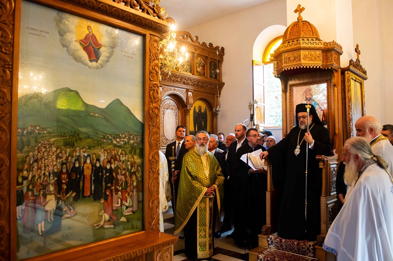 Μεσσηνίας Χρυσόστομος : “Η Παναγία δεν μας αφήνει ορφανούς” 10