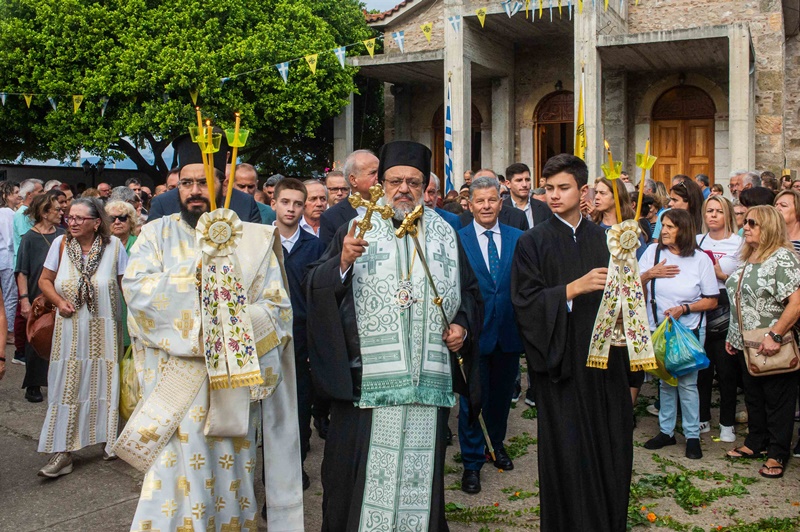Μεσσηνίας Χρυσόστομος : “Η Παναγία δεν μας αφήνει ορφανούς” 11