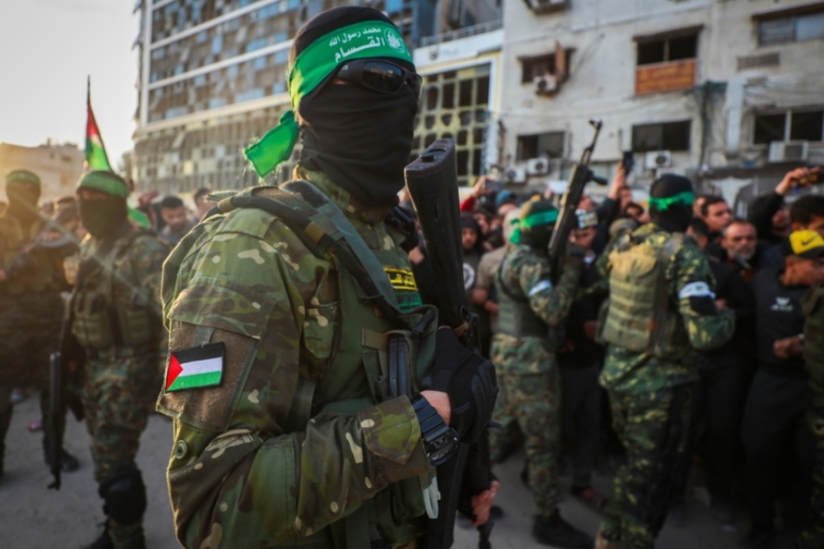 Η Χαμάς δεν παραδίδει τα όπλα και κηρύττει επιστρατεύση: Φόβοι για νέο εμφύλιο πόλεμο στη Γάζα 3