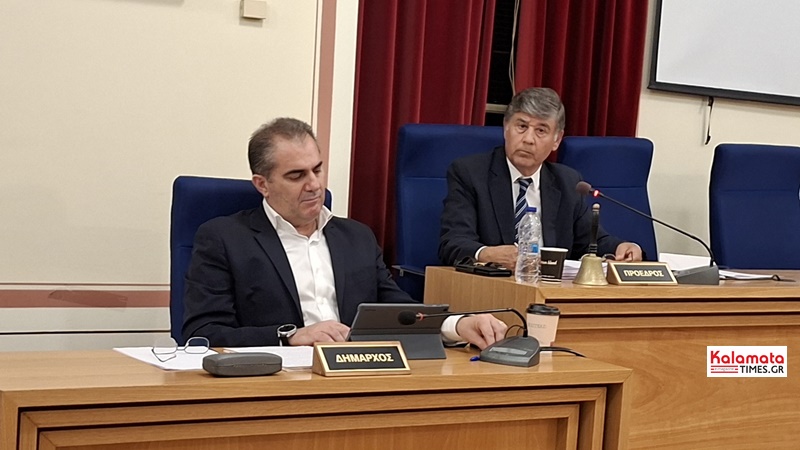 Σοβαρές καταγγελίες Βασίλη Τζαμουράνη για ύβρεις και εκτροχιασμό στη συνεδρίαση του Δημοτικού Συμβουλίου 1