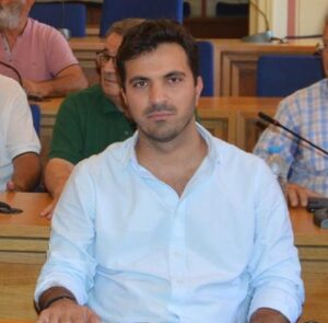 Σπύρος Χανδρινός: Το τρενάκι των Χριστουγέννων… εκτροχιάστηκε στη γραφειοκρατία! 11 Σπύρος Χανδρινός: Το τρενάκι των Χριστουγέννων… εκτροχιάστηκε στη γραφειοκρατία! 4