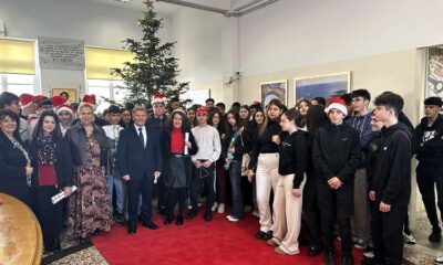 Εθιμοτυπική επίσκεψη στον Μητροπολίτη Μεσσηνίας και κάλαντα στην Περιφερειακή Ενότητα ενόψει των εορτών 16