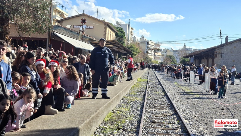 Το εορταστικό τρένο του Άγιου Βασίλη «ξύπνησε» τη Μεσσηνία – Πάνω από 1.200 επιβάτες σε μια ιστορική ημέρα για τον σιδηρόδρομο 18 Το εορταστικό τρένο του Άγιου Βασίλη «ξύπνησε» τη Μεσσηνία – Πάνω από 1.200 επιβάτες σε μια ιστορική ημέρα για τον σιδηρόδρομο 11