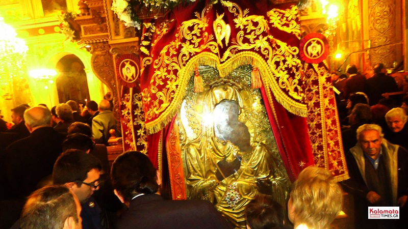 Ενθρονίζεται η θευματουργός Εικόνα της Παναγίας Υπαπαντής 1