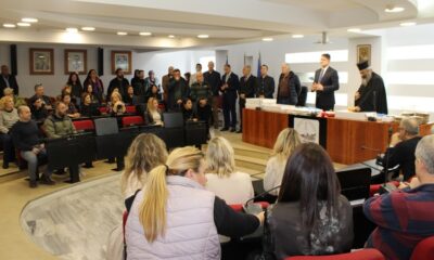 Οι δημοτικοί υπάλληλοι του Δήμου Μεσσήνης έκοψαν την πρωτοχρονιάτικη πίτα τους 12