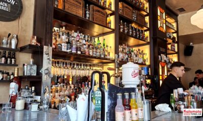 Luna Lounge: Το all-day σημείο συνάντησης που συνεχίζει την ιστορία της Στοάς Βαρβουτσή 22