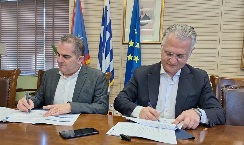 Έπεσαν οι υπογραφές για το νέο Ειδικό Δημοτικό Σχολείο και την αναβάθμιση του Δημοτικού Σταδίου Καλαμάτας 1