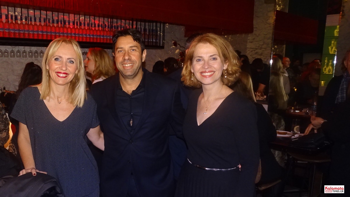 Σε κλίμα ενότητας και αισιοδοξίας η κοπή της Πρωτοχρονιάτικης πίτας του ΚΑΑ «Διάπλαση» 97