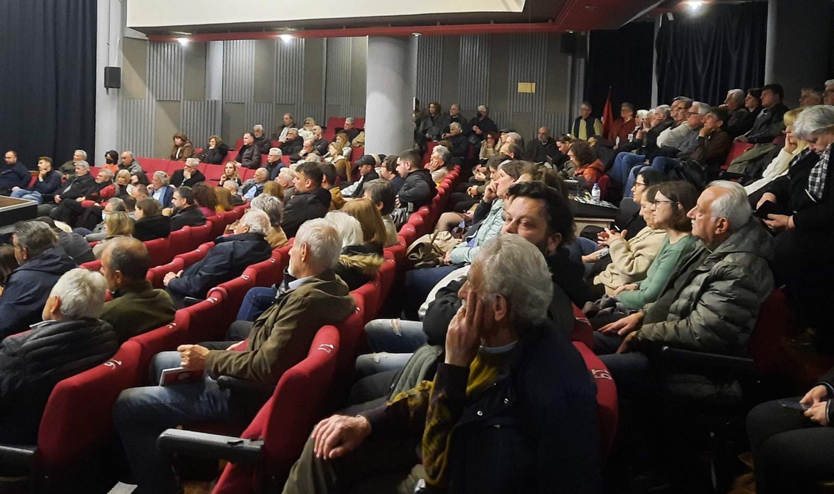 Εκδήλωση αλληλεγγύης στην Κούβα από την Τ.Ε. Μεσσηνίας του ΚΚΕ στην Καλαμάτα 21 Εκδήλωση αλληλεγγύης στην Κούβα από την Τ.Ε. Μεσσηνίας του ΚΚΕ στην Καλαμάτα 10